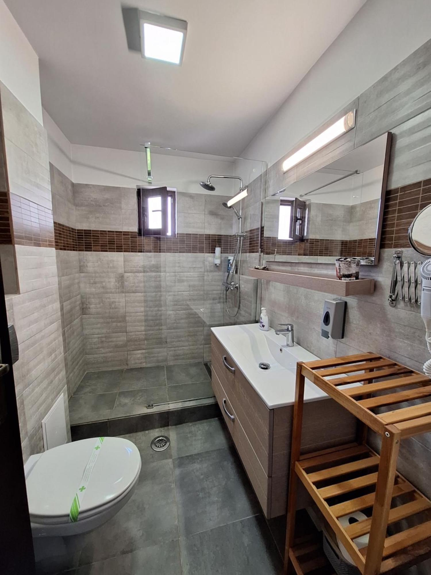 Villa 38 Silviu Apartment Bukarest Kültér fotó